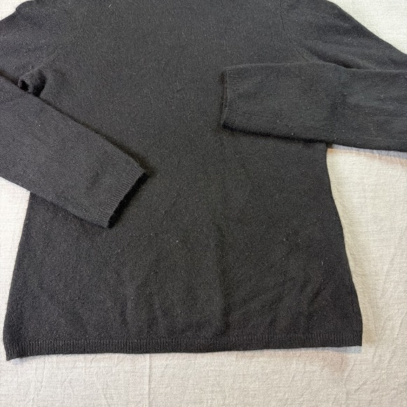 Women's Cashmere Charter Club Luxury Turtleneck Sweater Black Sz S - Picture 3 of 10